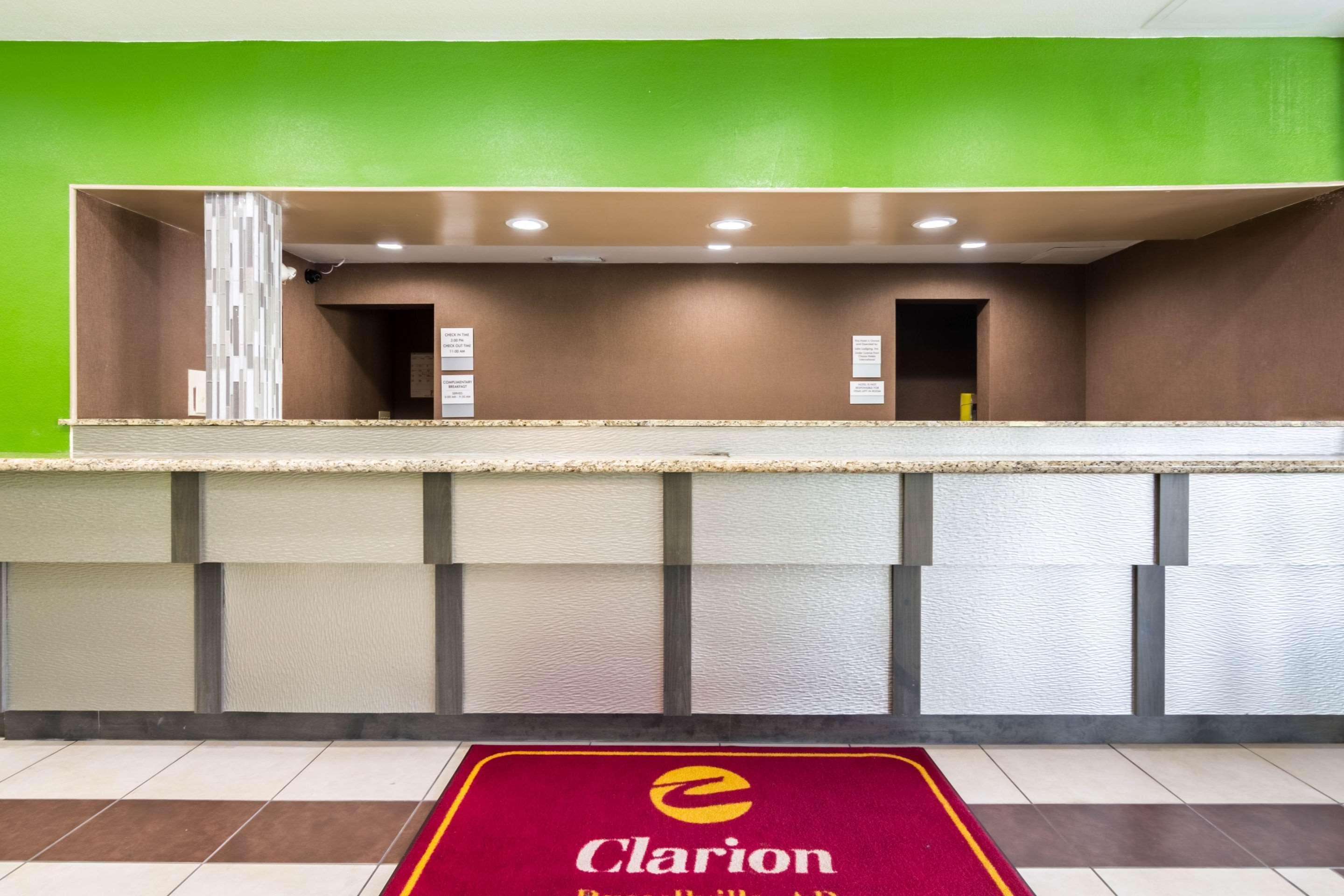 Clarion Inn & Suites Russellville I-40 Exteriör bild